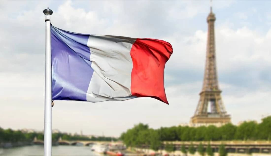 French economy hits 25-month growth high