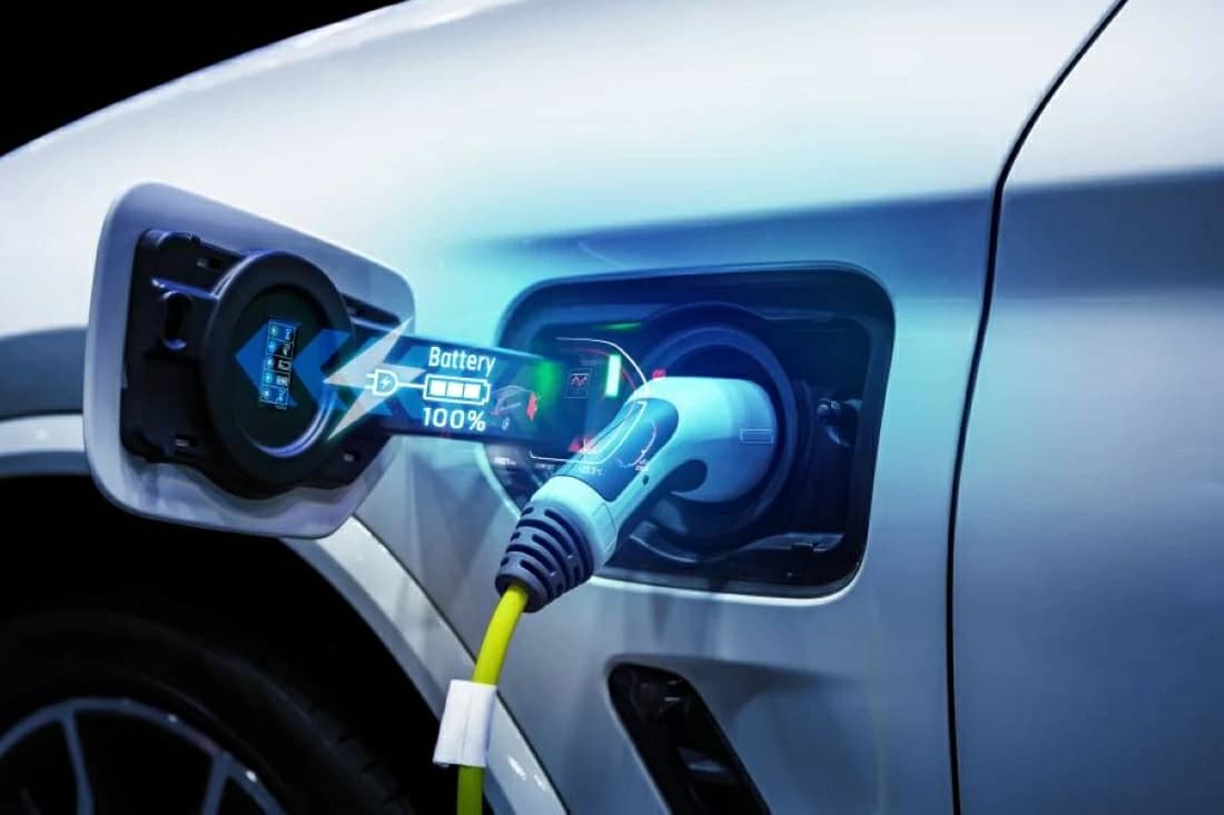 China advances fast-charging EVs