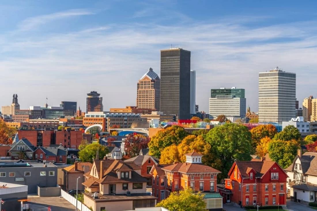 US home prices climb 0.3% in July