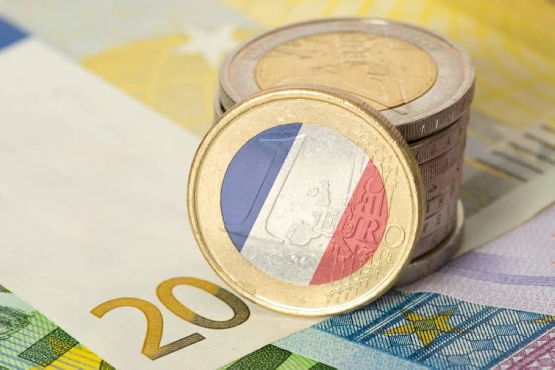 ECB unlikely to support French bonds