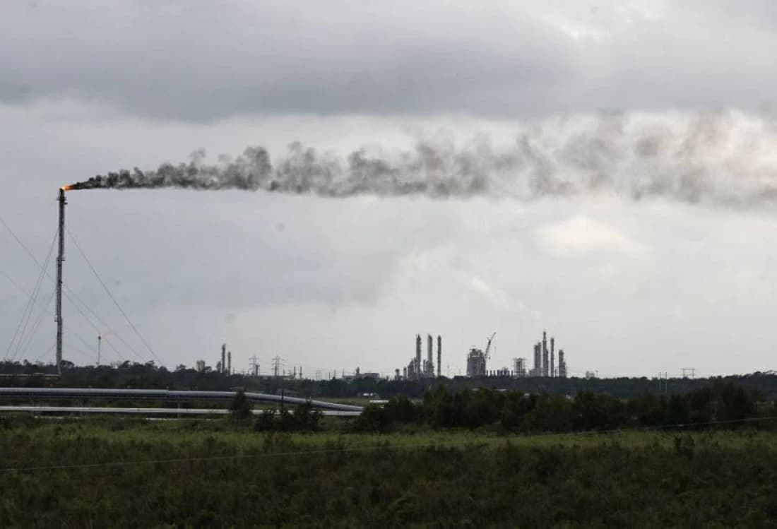 Hurricane Risks U.S. Refining Amid Oil Crisis