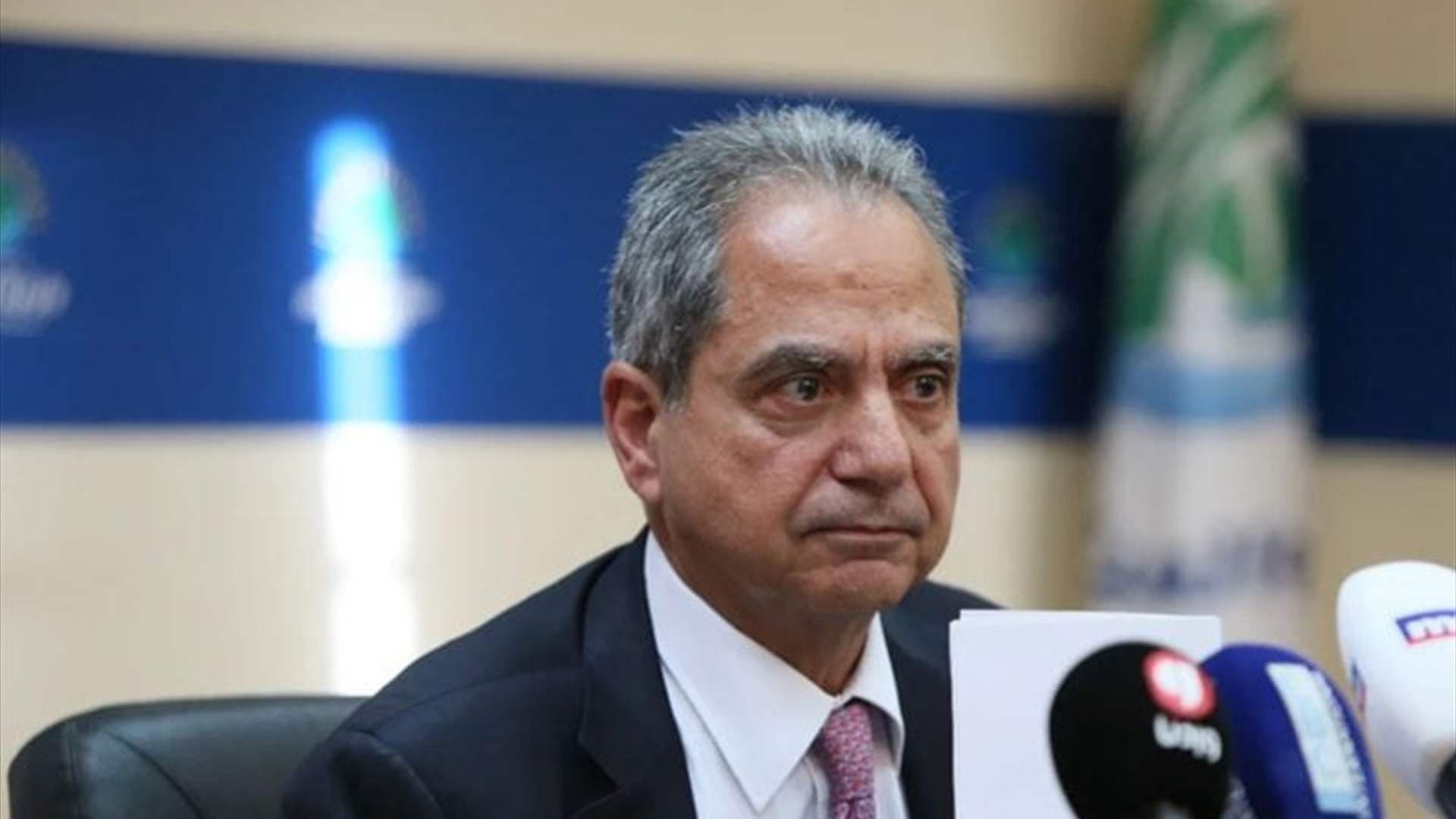 وزير الطاقة يدعو الحكومة لسداد ديون كهرباء لبنان