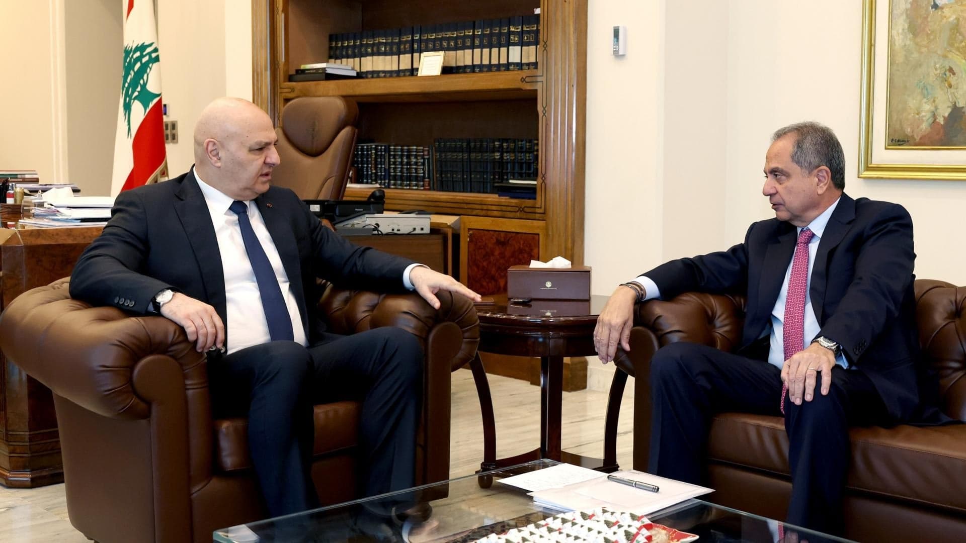 President Aoun Questions Energy Minister on Resignation