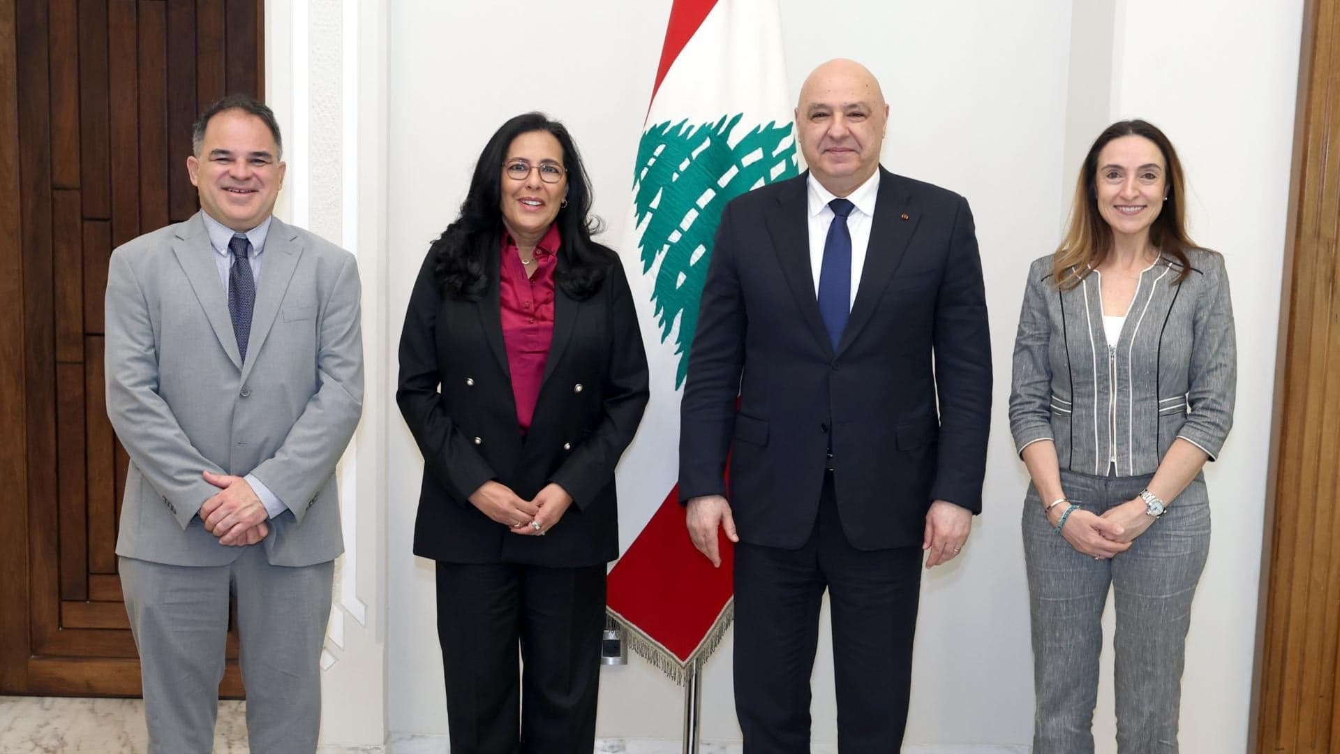 Aoun Calls for Support from World Bank
