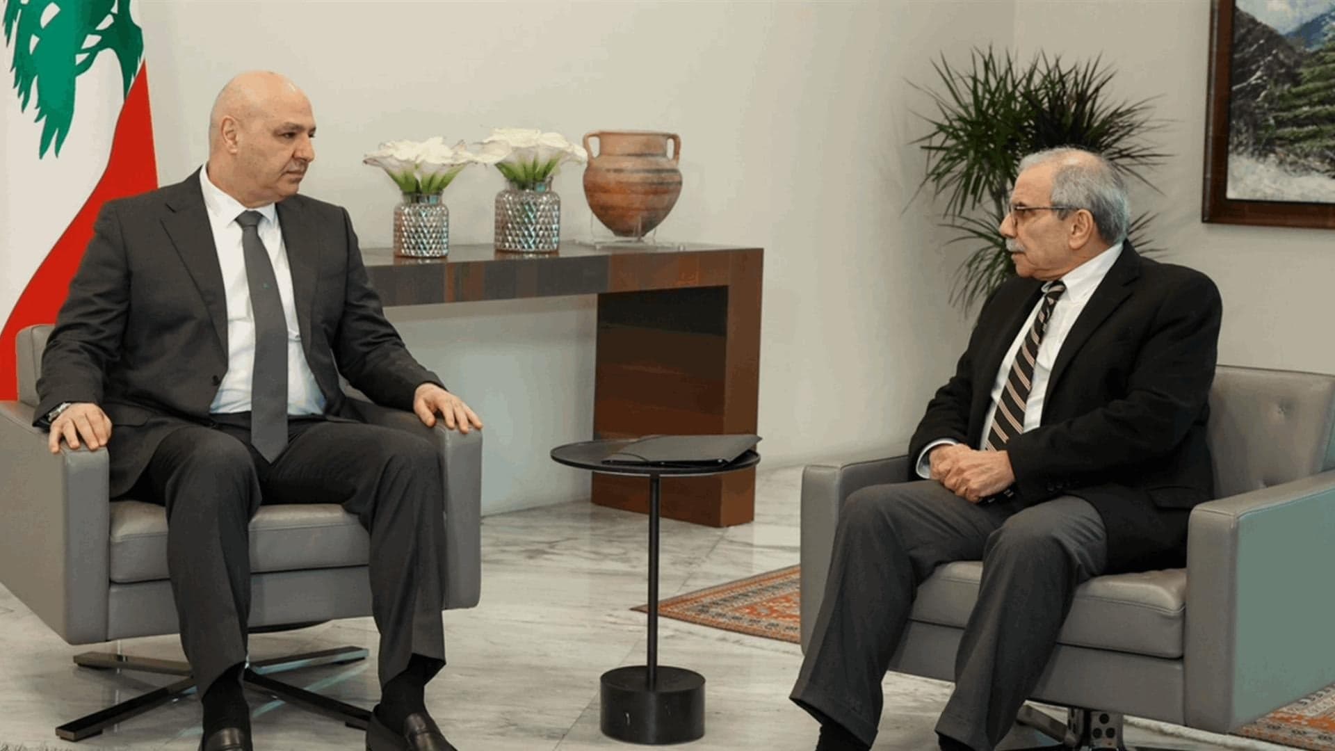 Washington Reports Agreement with Aoun and Salameh