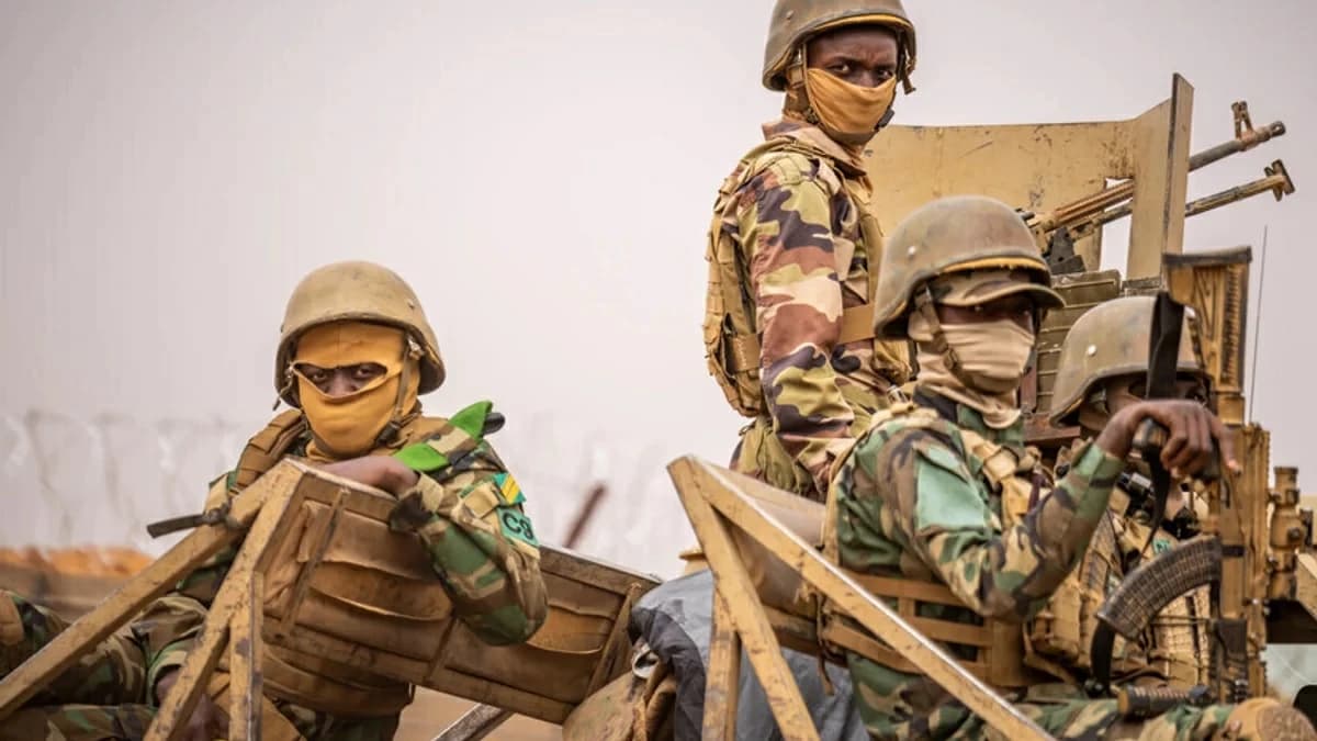 Forces loyal to government retake Niamey palace