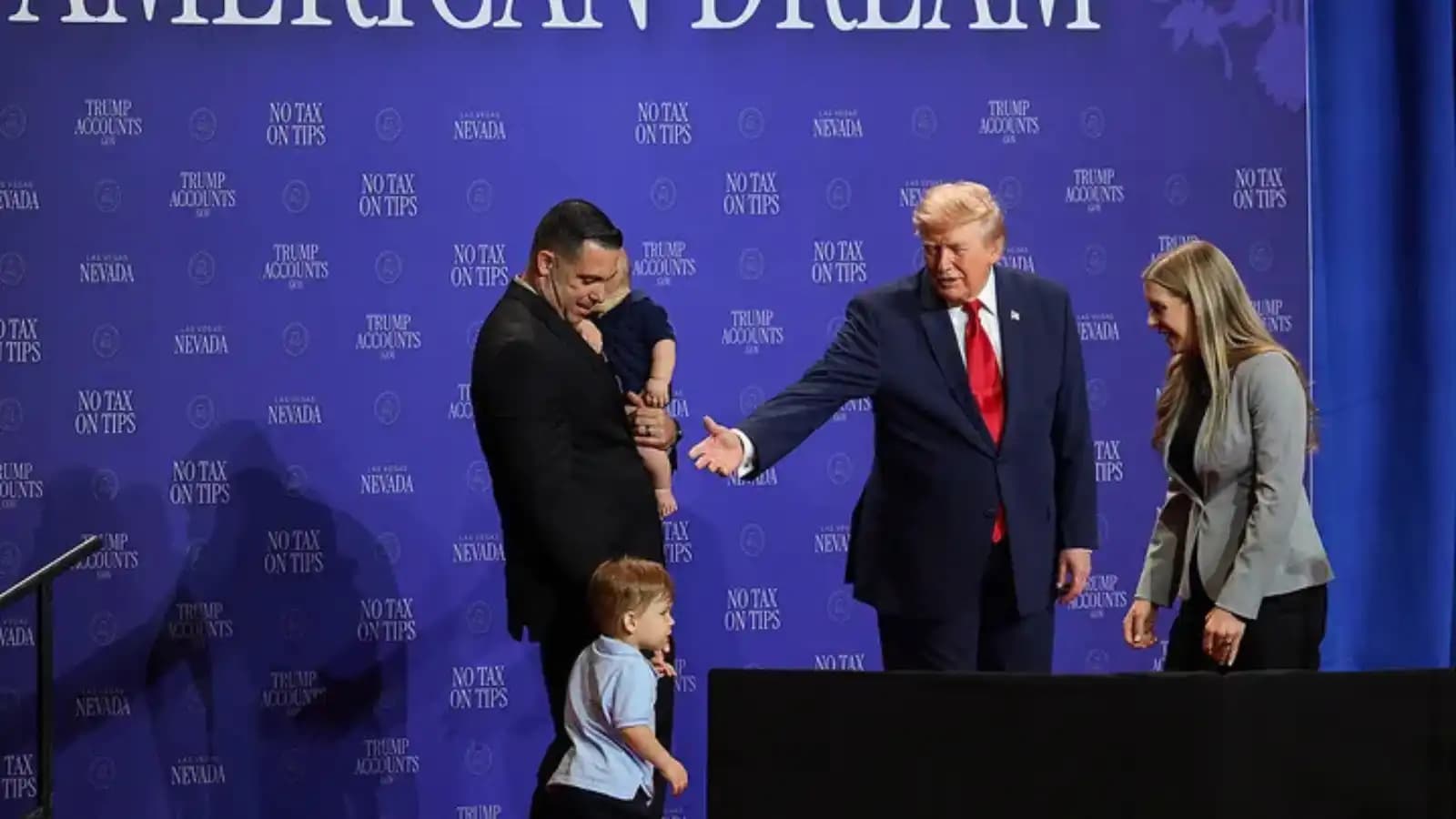 Trump pursues child on stage
