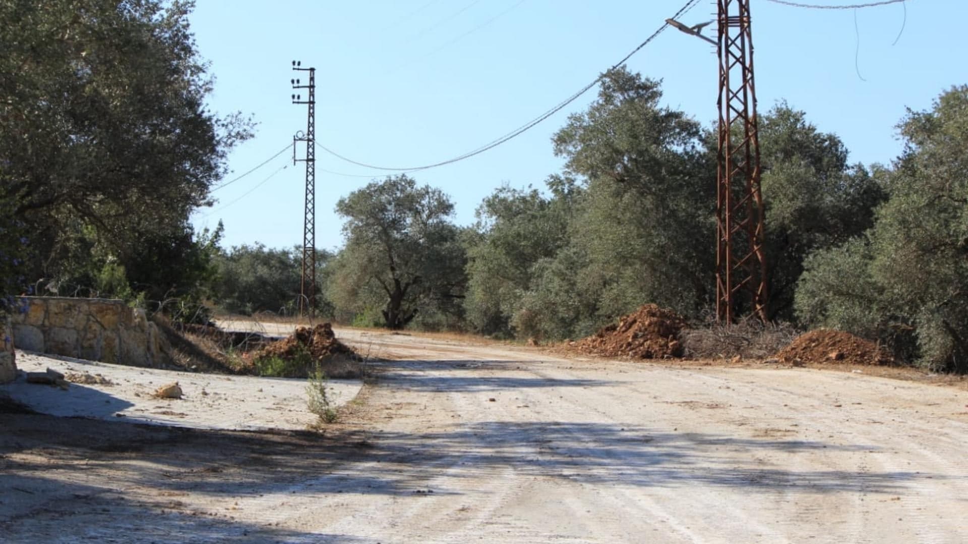 Israeli Forces Reach Deir Mimas