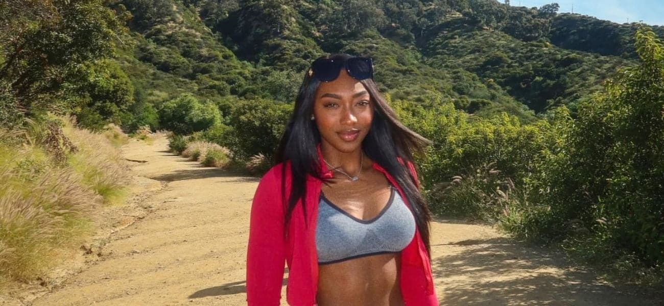 Anya Harvey honored for standout MTV look