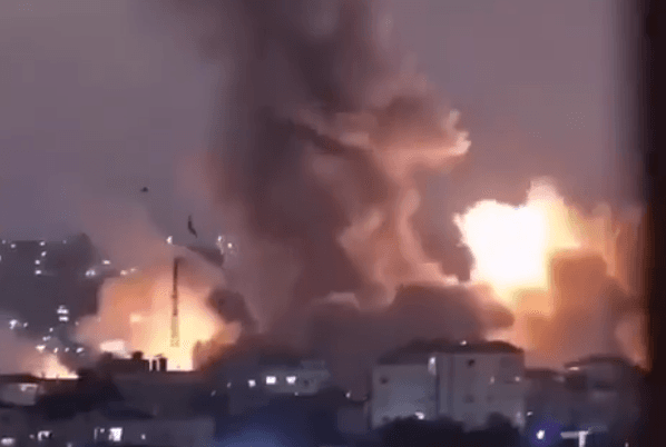 الحوثيون يسجلون 94 غارة سعودية في اليمن