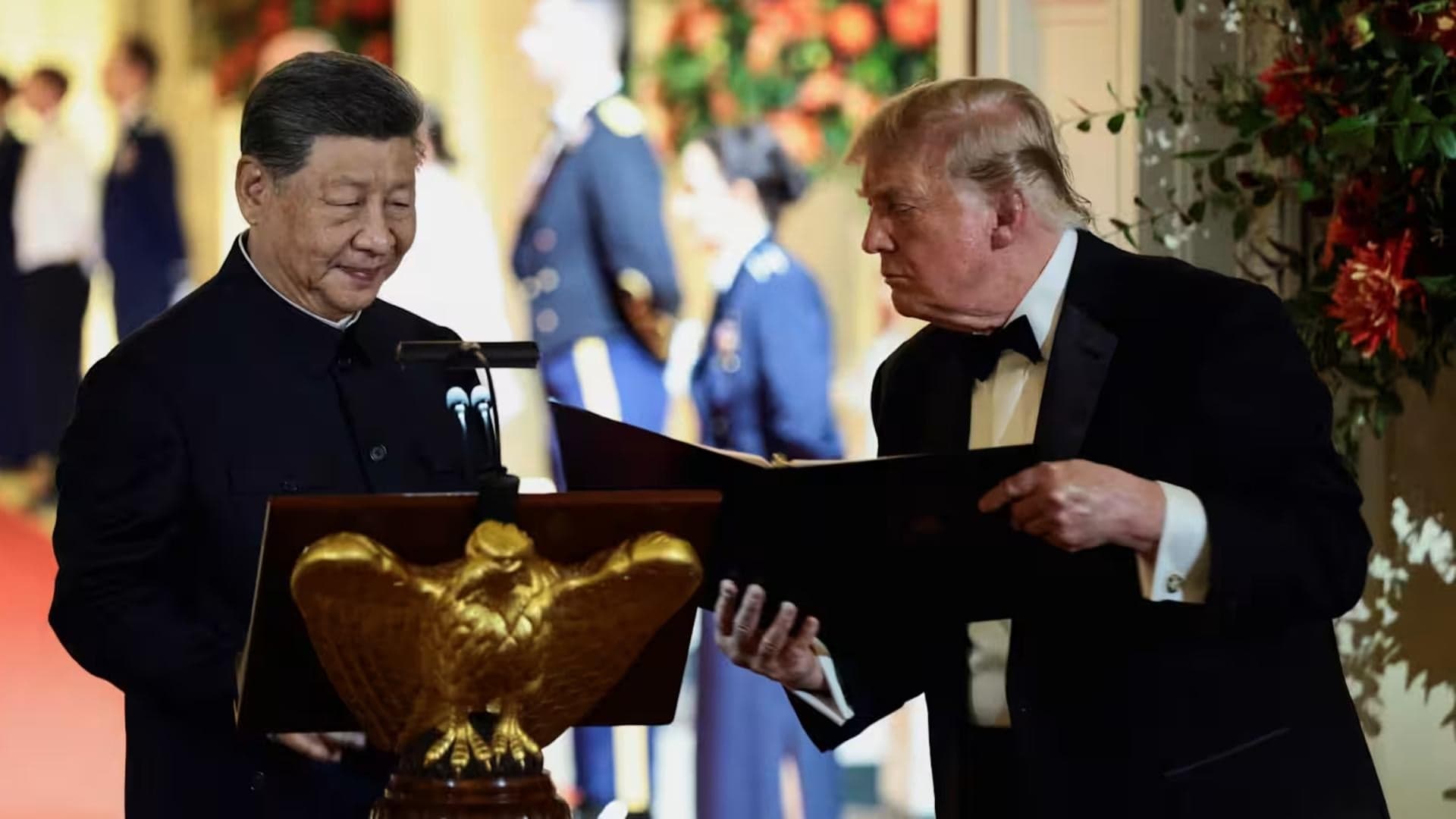 Trump and Melania's eagle gift to China