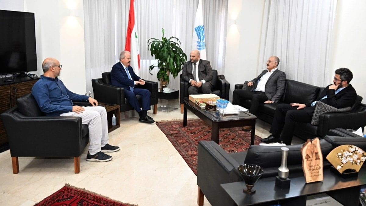 Finance and Health Ministers Discuss Funding
