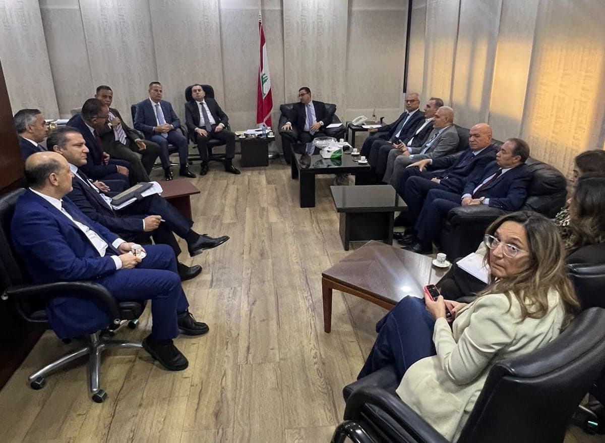 مداولات في مكتب القاضي أحمد رامي