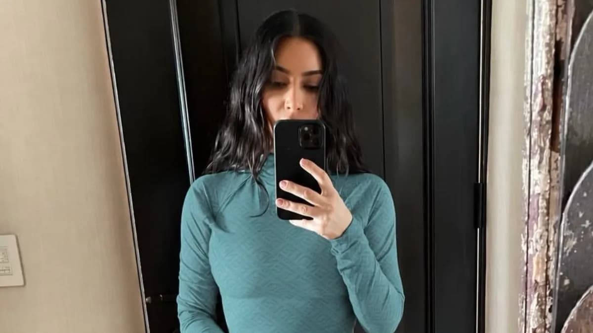 Kim Kardashian's birthday in Philippines with brown dress