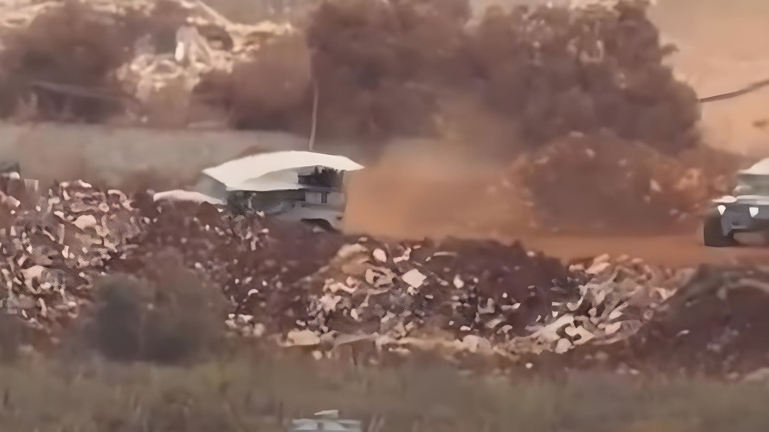 Israeli troops enter Zawtar Al-Sharqiya