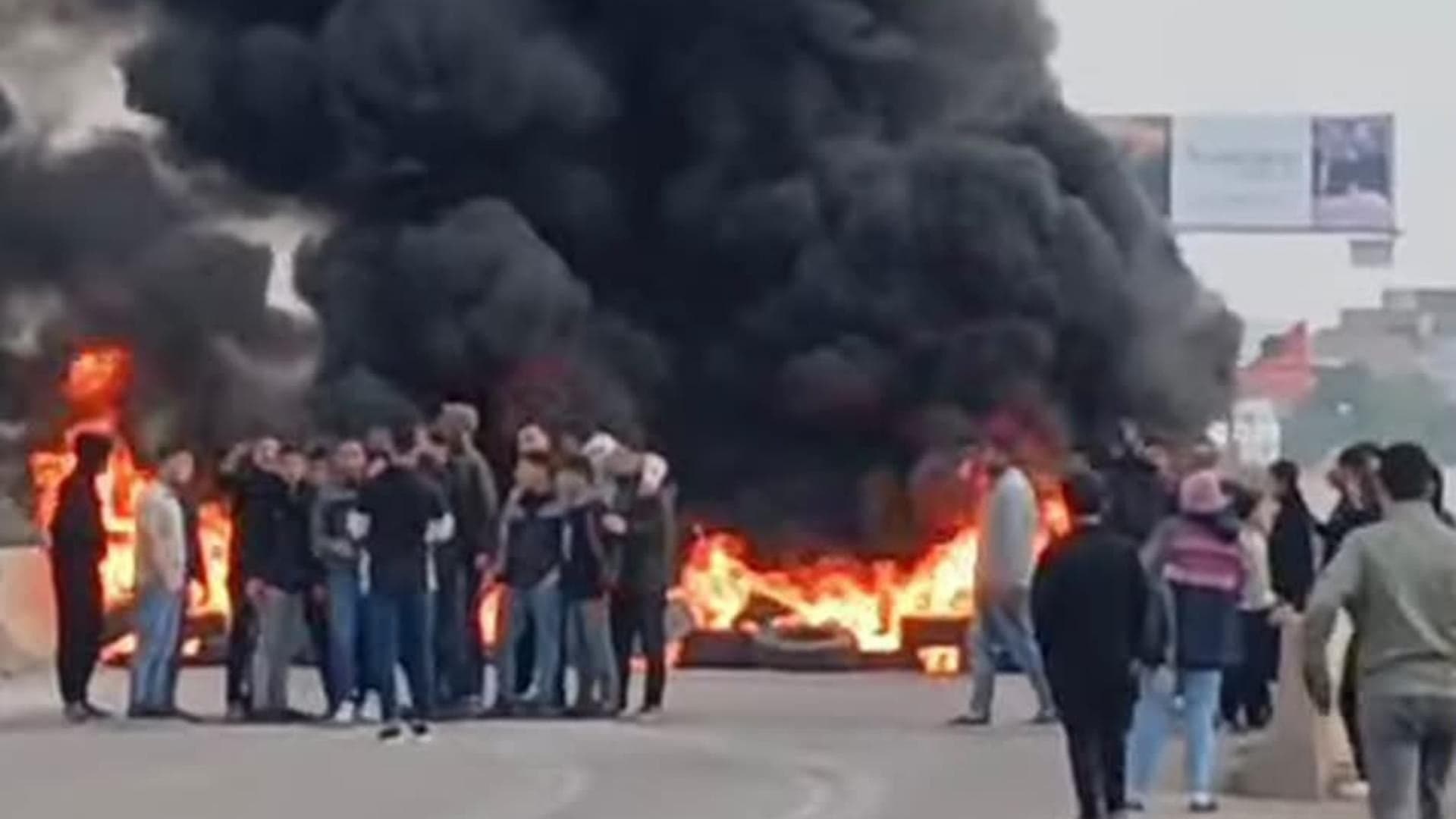 Housh Al-Harima residents block main road over school move