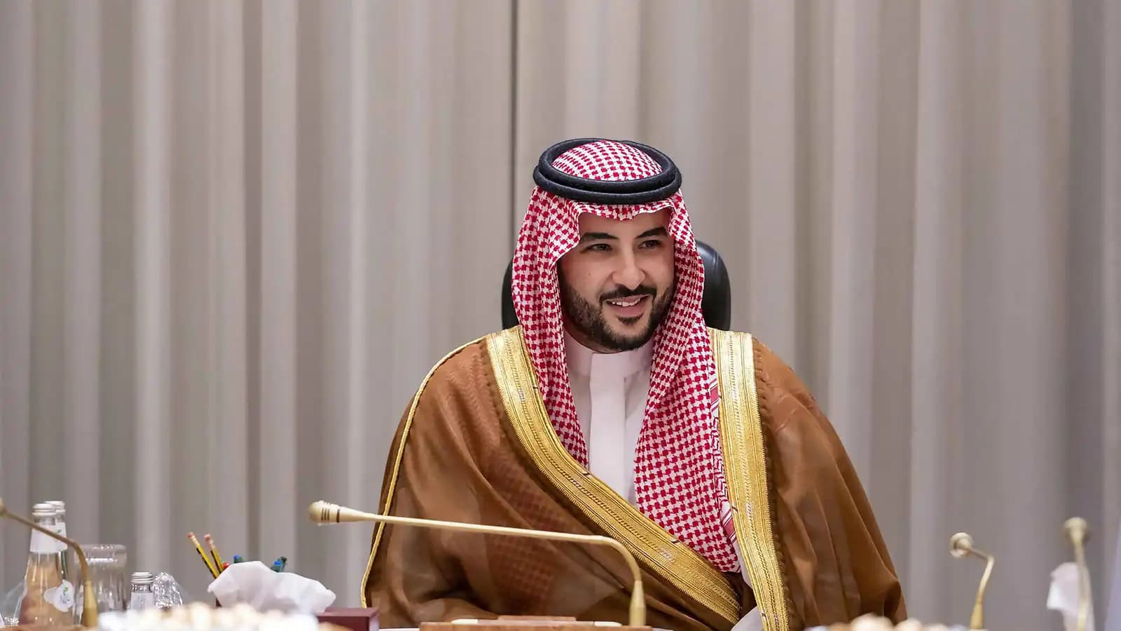 Saudi Defense Minister Meets US Official