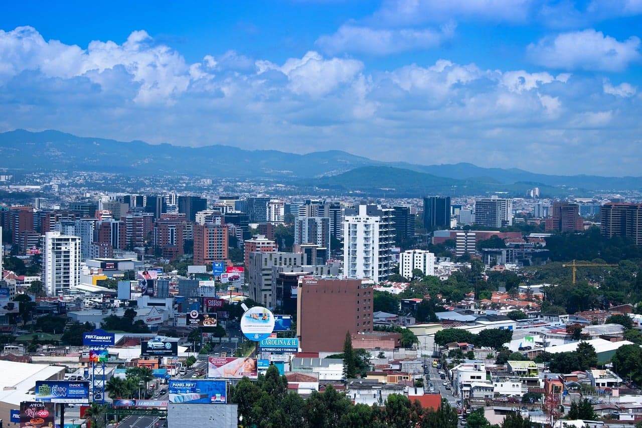 Guatemala tightens anti-money laundering efforts