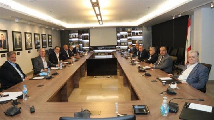 Authorities suspend draft decree for consultation
