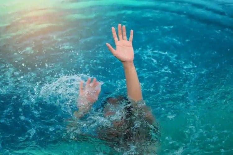 Jet ski accident nearly drowns rider