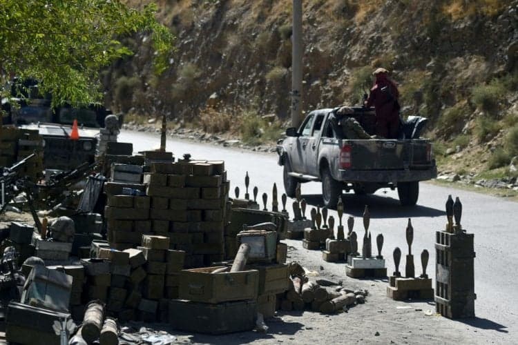 Pakistan prevents Afghan border assault
