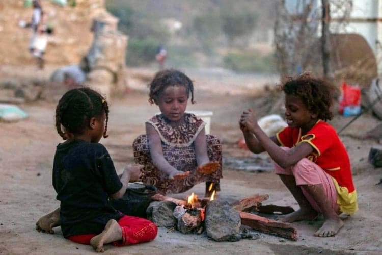 مفوضية اللاجئين تحذر من أزمة نازحين يمنيين