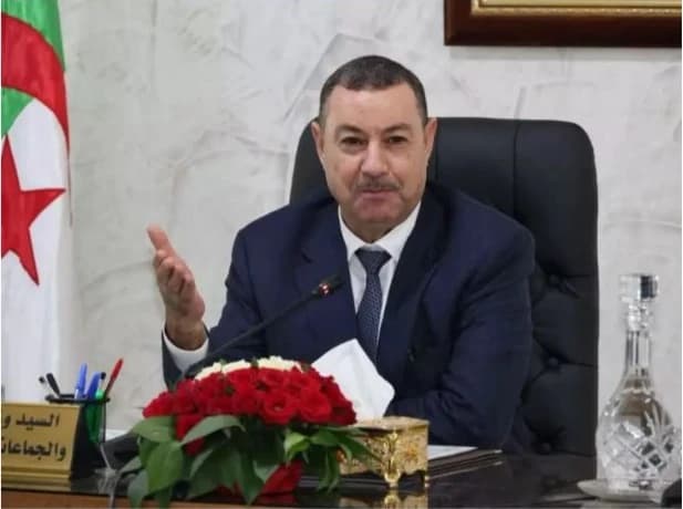 سعيود يقود اجتماع تقييم نظام ترقيم المركبات