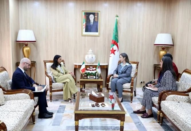 People's Assembly Speaker Meets Italian Ambassador