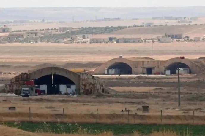 عدة دول عربية تدين غارات أبو الظهور