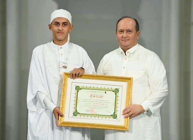 PM Honors Winners at Prophet's Birthday Quran Contest