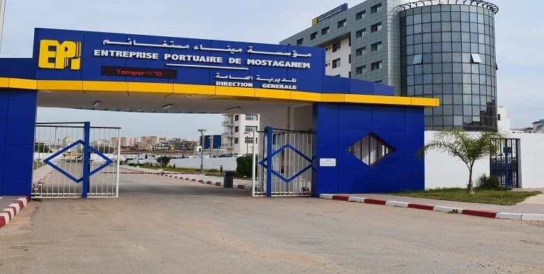 Saïoud oversees Mostaganem port extension