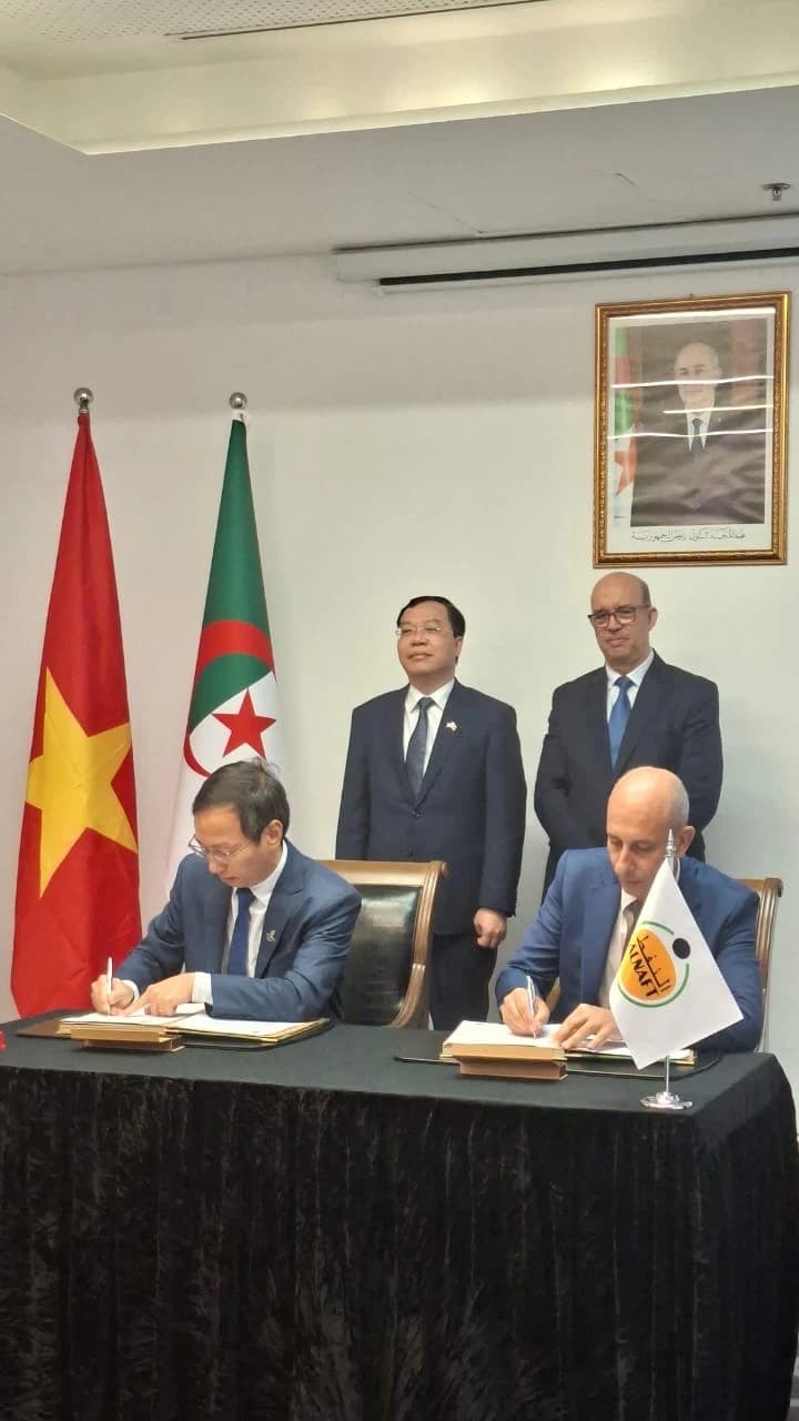 Algeria and Vietnam To Explore Oil and Gas Cooperation