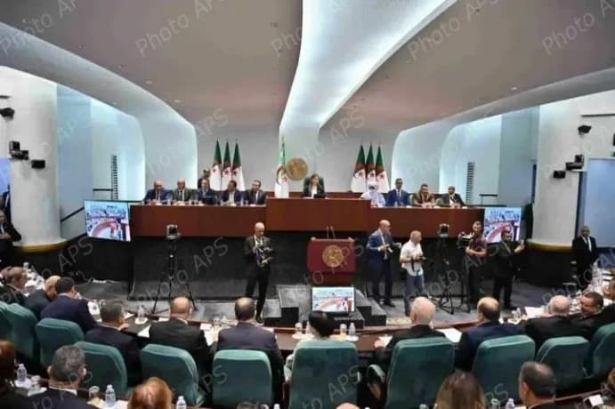 المجلس الشعبي يفتتح دورة 2027