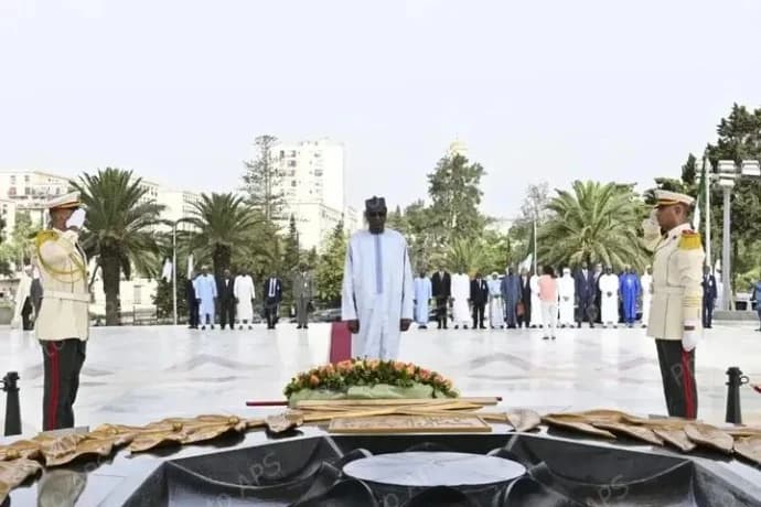 Niger PM Honours Martyrs at Memorial