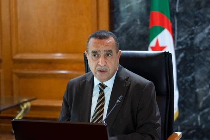 عجال: العطب التقني في المنشأة الكهربائية بسيدي عقبة يُعتبر استثنائياً وتم السيطرة عليه