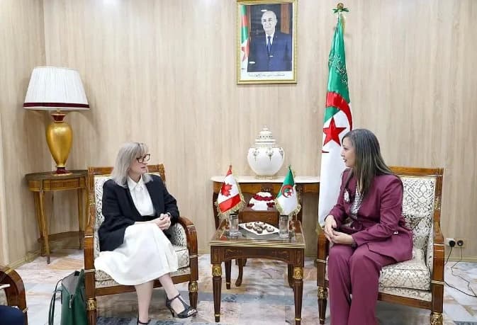 رئيسة المجلس تستقبل سفيرة كندا