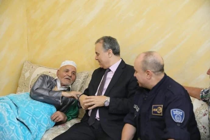 Wali of Oran Meets Ex-Death Sentences Leader
