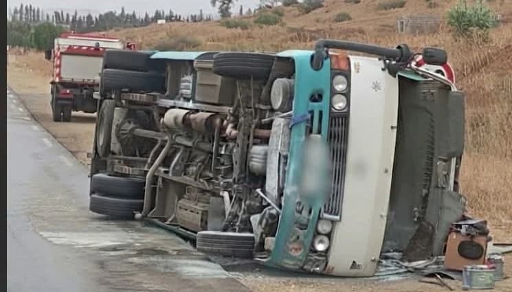 تلمسان: 12 جريحا في حادث حافلة