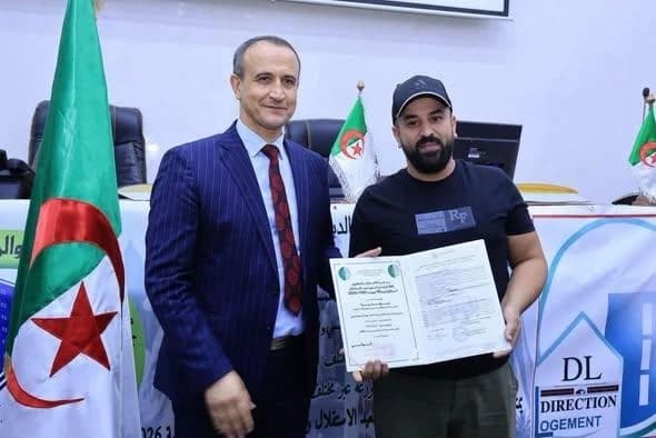تيارت توزع 2725 وحدة سكنية