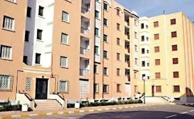 تيارت تسليم 100 وحدة سكنية قبل الدراسة