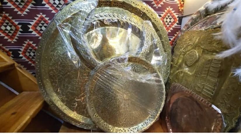 هران تستقطب سياحا عبر فنون النحاس والفخار
