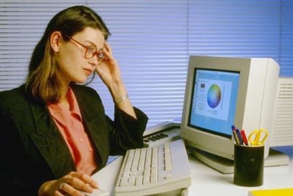 أول رسالة بريد إلكتروني تاريخية