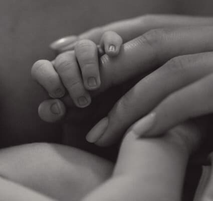 Ex-Miss Universe announces her baby's arrival