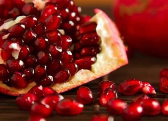 الرمان فوائد صحية تجعله خيارا ذكيا