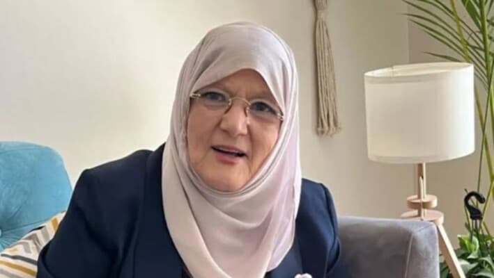 شمس البارودي تنتقد منتقدي شهيرة