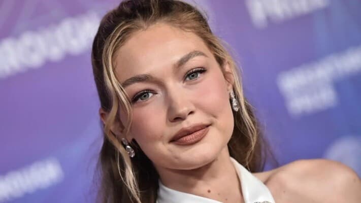 Reasons Behind Gigi Hadid's Brow Change