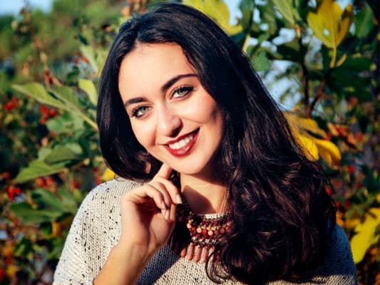 Faya Younan Performs Assyrian Dabke at Engagement