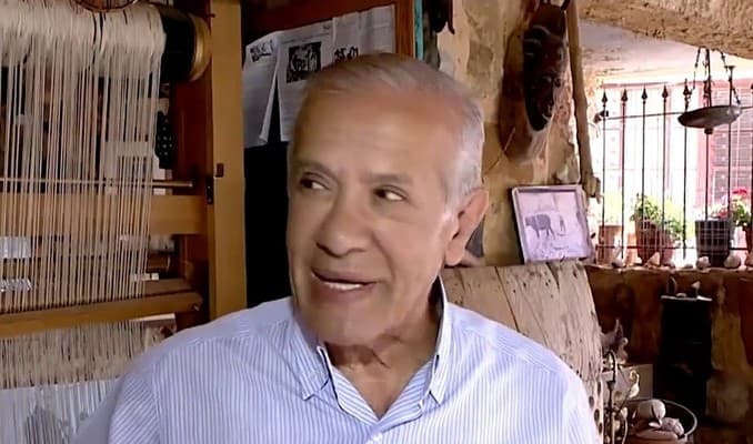 منير كسرواني يبتكر شخصية إم طعان