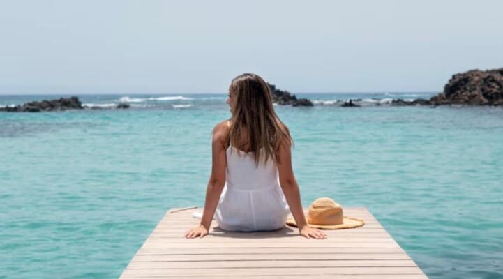 Seaside sitting offers unexpected health benefits