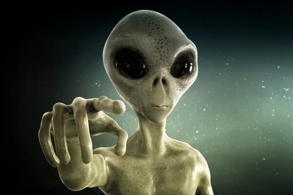 Mysterious Secret Draws Aliens to Earth
